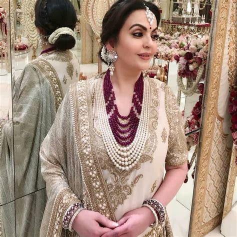 nita ambani wedding lehenga